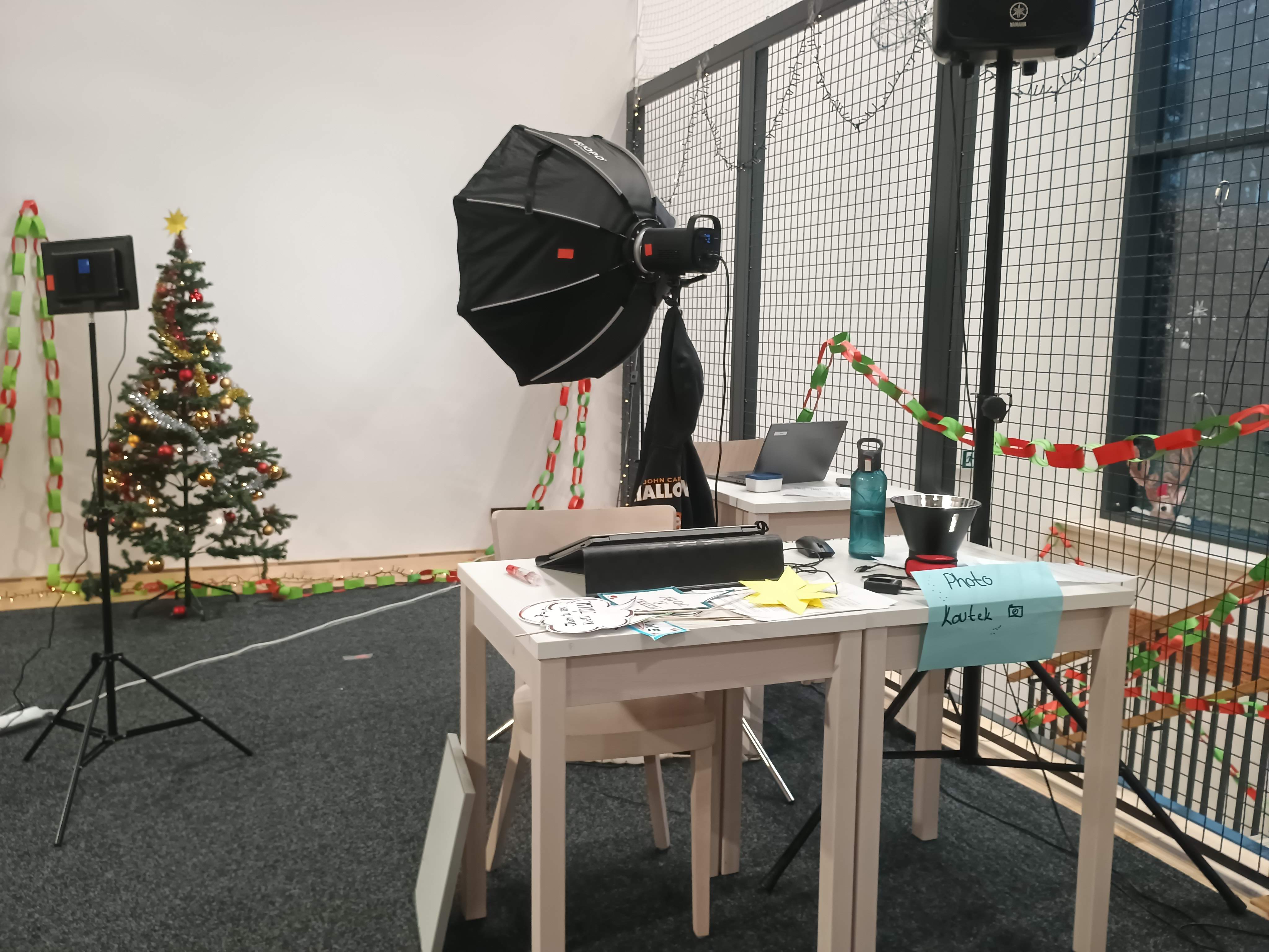 BTS Photo 03